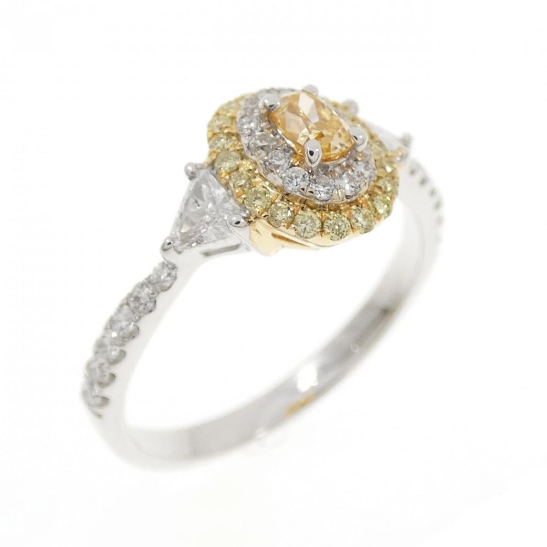 K18WG K18YG DIAMOND RING: K18WG K18YG Diamond Ring Brand: Unbranded Type: Ring Material: K18 White Gold K18 Yellow Gold, Main Stone/Creation Natural Color: White Gold Size: 6.5 US Accessories: None Accessories Notice: