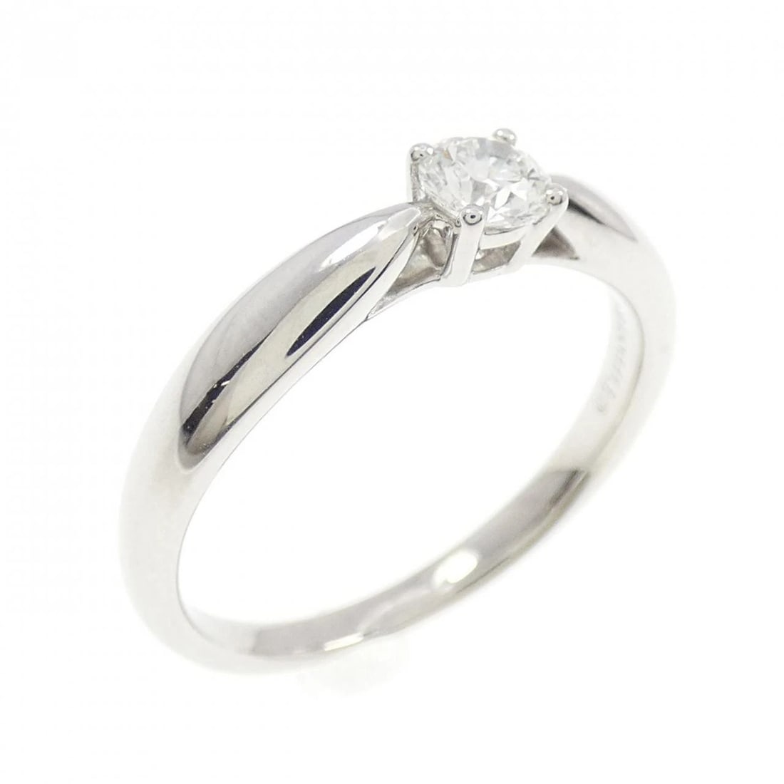 TIFFANY & CO. HARMONY RING: Tiffany & Co. Harmony Ring Brand: Tiffany Type: Ring Material: Platinum 950, Main Stone/Creation Natural Color: White Size: 5 (US size) Accessories: None Accessories Notice: When purchasin