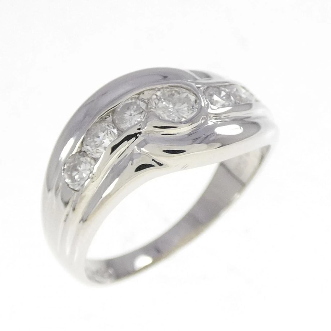 PT850 DIAMOND RING: PT850 Diamond Ring Brand: Unbranded Type: Ring Material: Platinum 850, Main Stone/Creation Natural Color: None Size: 6 US Accessories: None Accessories Notice: When purchasing pre-owned