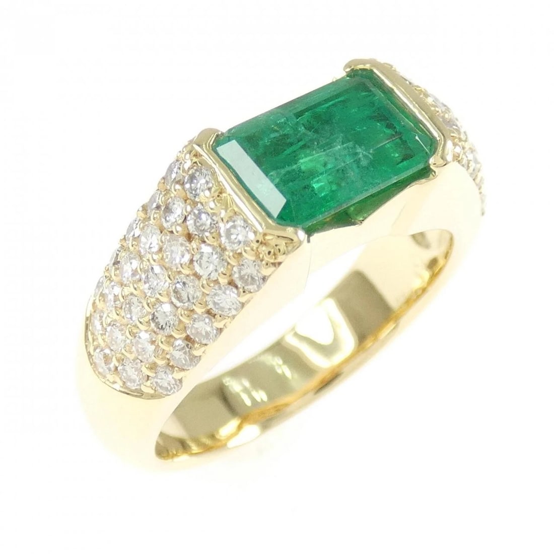 K18YG EMERALD RING: K18YG Emerald Ring Brand: Unbranded Type: Ring Material: K18 Yellow Gold, Main Stone/Creation emerald Color: Yellow Gold Size: 6-6.5 US Accessories: None Accessories Notice: When purchasing