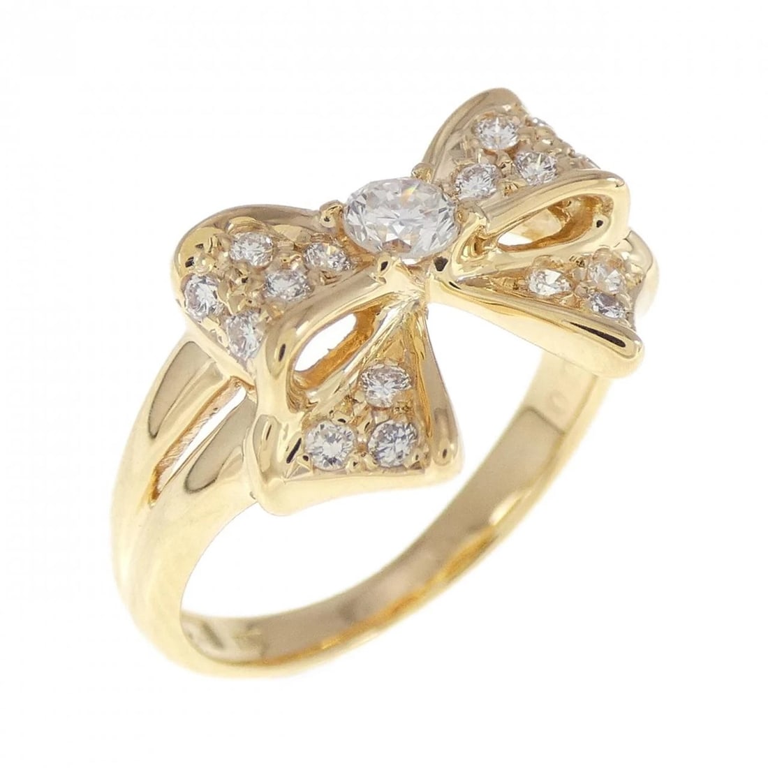 K18YG RIBBON DIAMOND RING: K18YG Ribbon Diamond Ring Brand: Unbranded Type: Ring Material: K18 Yellow Gold, Main Stone/Creation Natural Color: Yellow Gold Size: 4.5-5 ( US size) Accessories: None Accessories Notice: