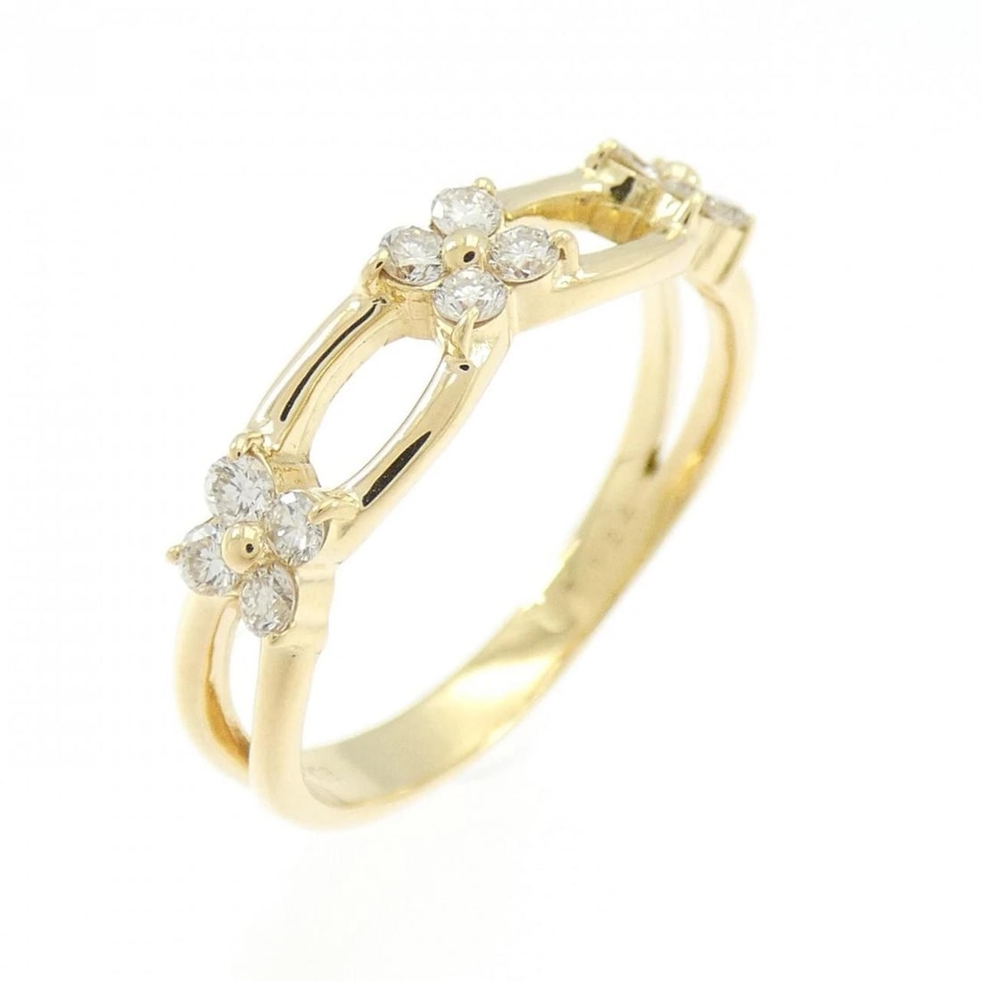 K18YG FLOWER DIAMOND RING: K18YG Flower Diamond Ring Brand: Unbranded Type: Ring Material: K18 Yellow Gold, Main Stone/Creation natural Color: Yellow Gold Size: 6 US Accessories: None Accessories Notice: When