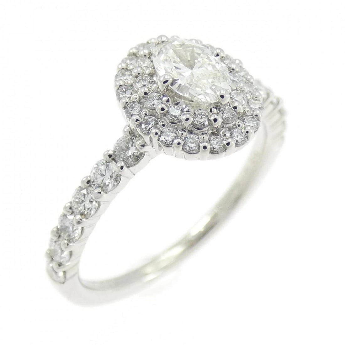 VENDOME DIAMOND RING: VENDOME Diamond Ring Brand: VENDOME Type: Ring Material: Platinum 950, Main Stone/Creation Natural Color: White Size: 3.5 (US size) Accessories: None Accessories Notice: When purchasing