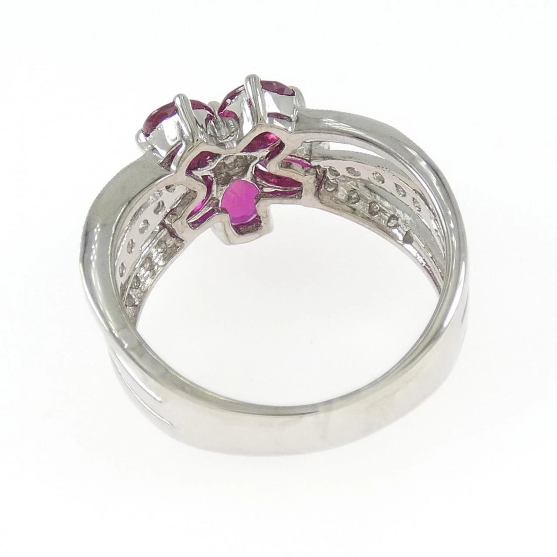 K18WG FLOWER RUBY RING - 3