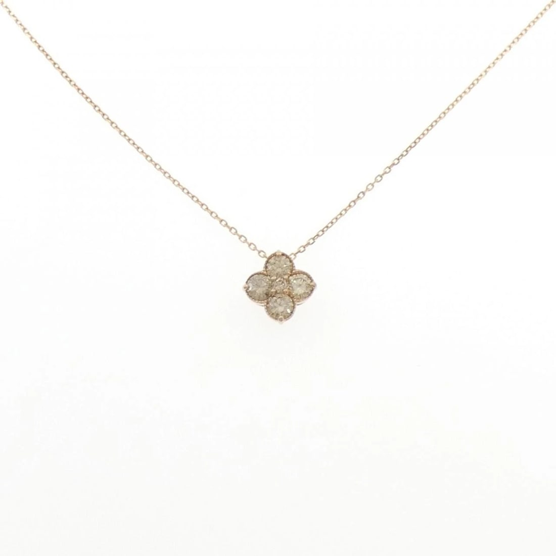 K18PG FLOWER DIAMOND NECKLACE: K18PG Flower Diamond Necklace Brand: Unbranded Type: Necklace Material: K18 Pink Gold, Main Stone/Creation Natural Color: PG Size: 45cmActualSize Pendant top H x W: 10.1mmx10.1mm Chain Max. W: