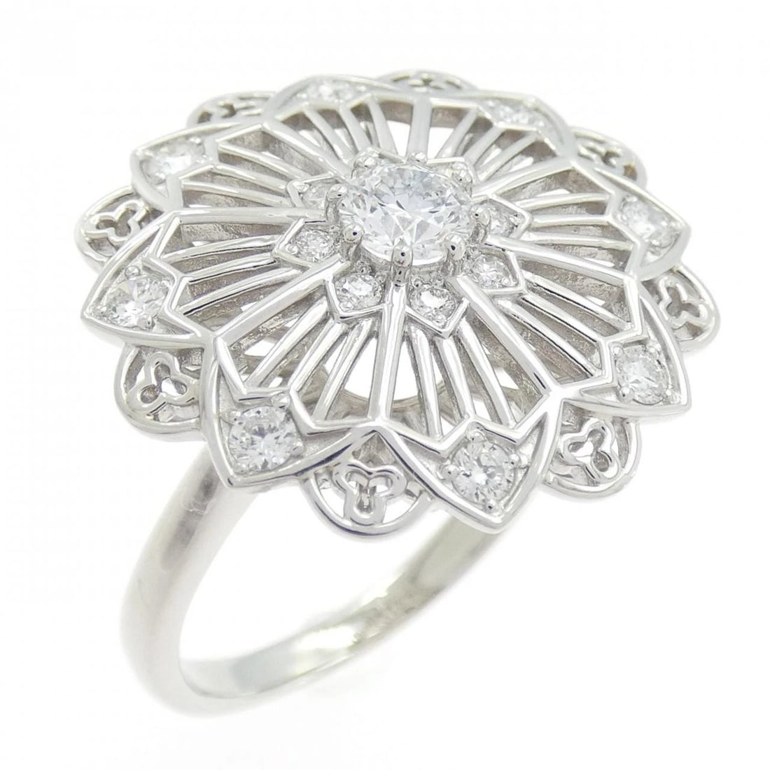 PT950 DIAMOND RING: PT950 Diamond Ring Brand: Unbranded Type: Ring Material: Platinum 950, Main Stone/Creation Natural Color: None Size: 8.5-9 US Accessories: None Accessories Notice: When purchasing pre-owned