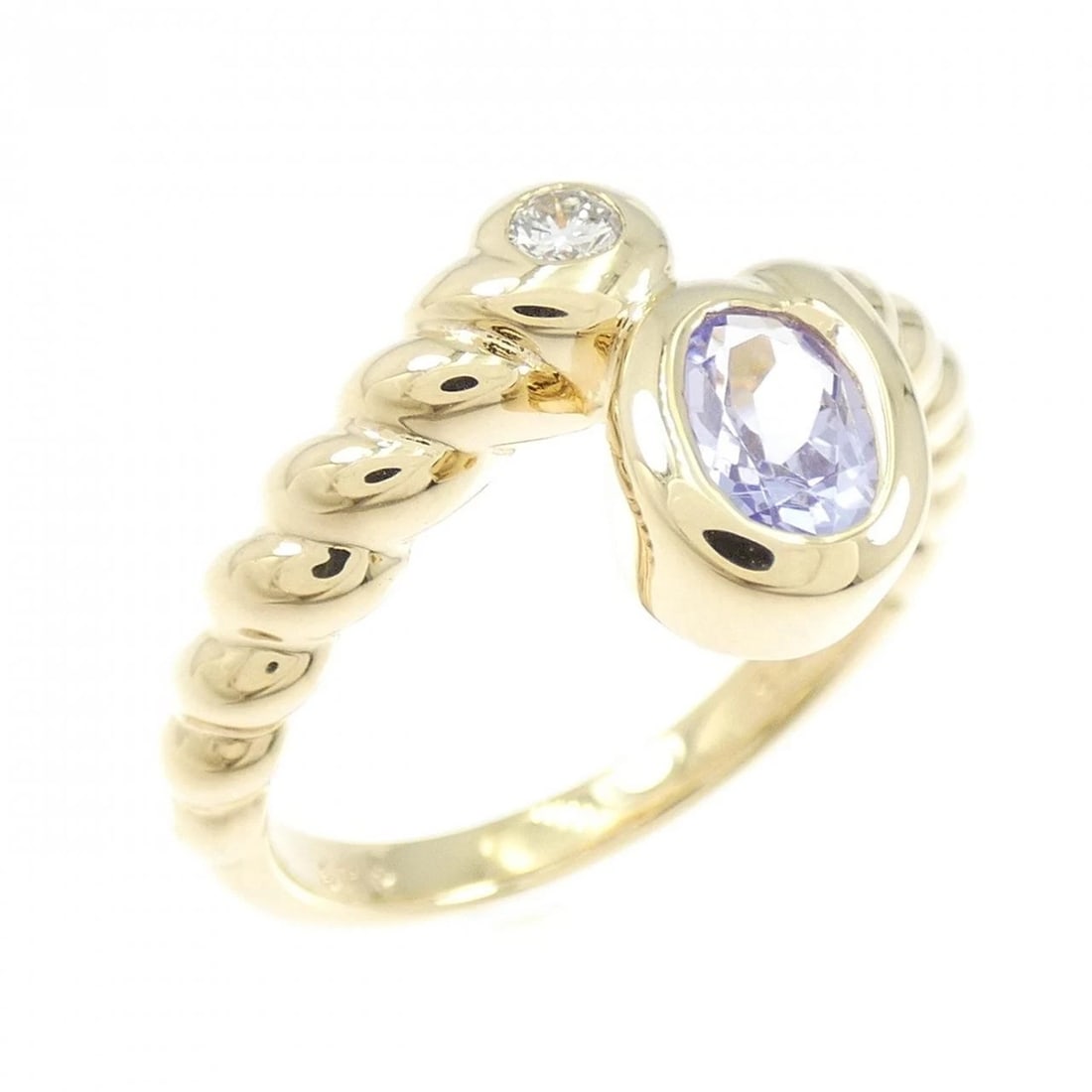 K18YG TANZANITE RING: K18YG Tanzanite Ring Brand: Unbranded Type: Ring Material: K18 Yellow Gold, Main Stone/Creation Tanzanite Color: Yellow Gold Size: 6.5 US Accessories: None Accessories Notice: When purchas