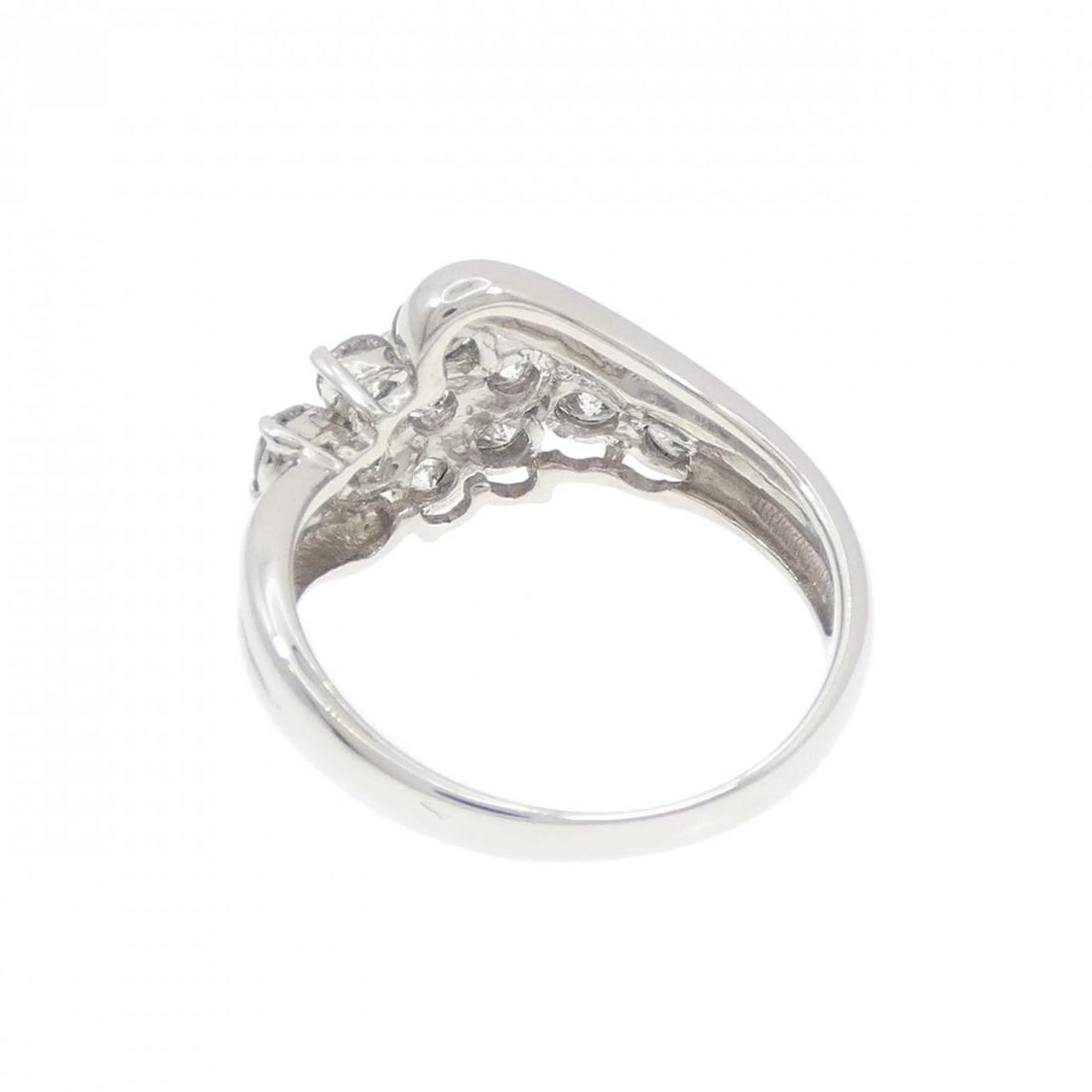 PT900 FLOWER DIAMOND RING - 3