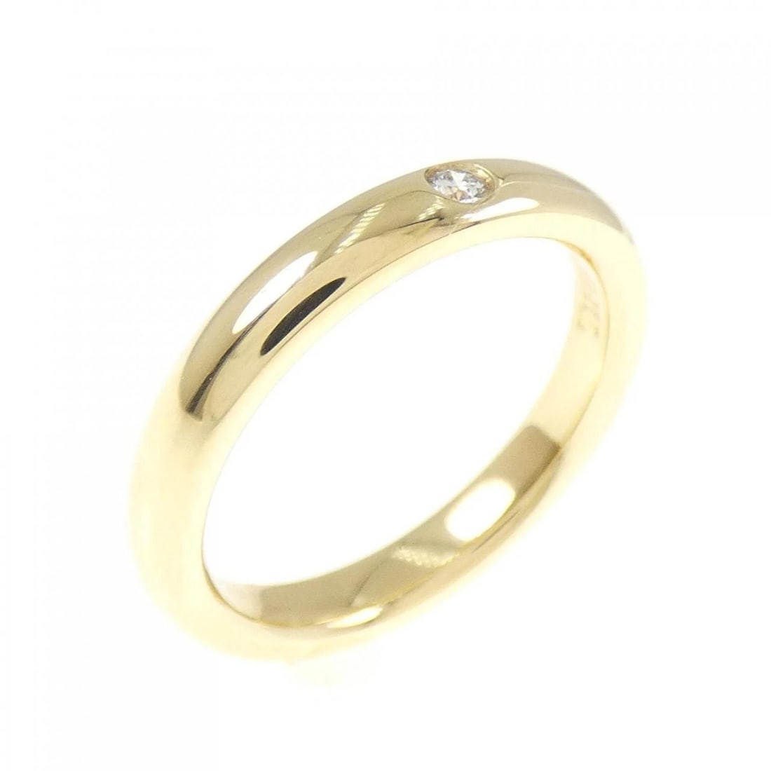 TIFFANY & CO. BAND RING: Tiffany & Co. band Ring Brand: Tiffany Type: Ring Material: 750 Yellow Gold, Main Stone/Creation Natural Color: yellow gold Size: 3.5-4 (US size) Accessories: None Accessories Notice: When