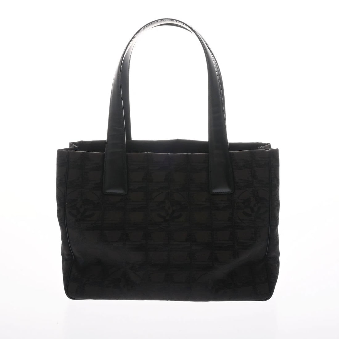 CHANEL TOTE PM NEW TRAVEL NYLON DARK BROWN TOTE BAG TOTE BAG: CHANEL Tote PM New travel Nylon Dark brown Tote Bag Tote Bag Brand: CHANEL Type: Tote Bag Material: Nylon Color: Dark brown × Matt Silver Metal Size: H:about 8.3inch W:about 11.4inch D:about 4.7i