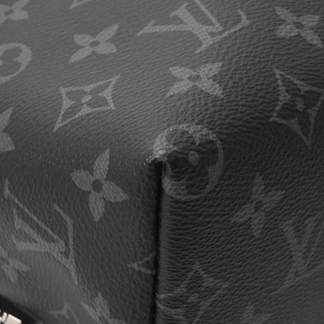 LOUIS VUITTON DISCOVERY BACKPACK SLIM BACKPACK Â· DAYPACK - 5