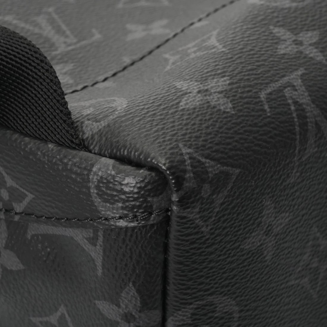 LOUIS VUITTON DISCOVERY BACKPACK SLIM BACKPACK Â· DAYPACK - 7