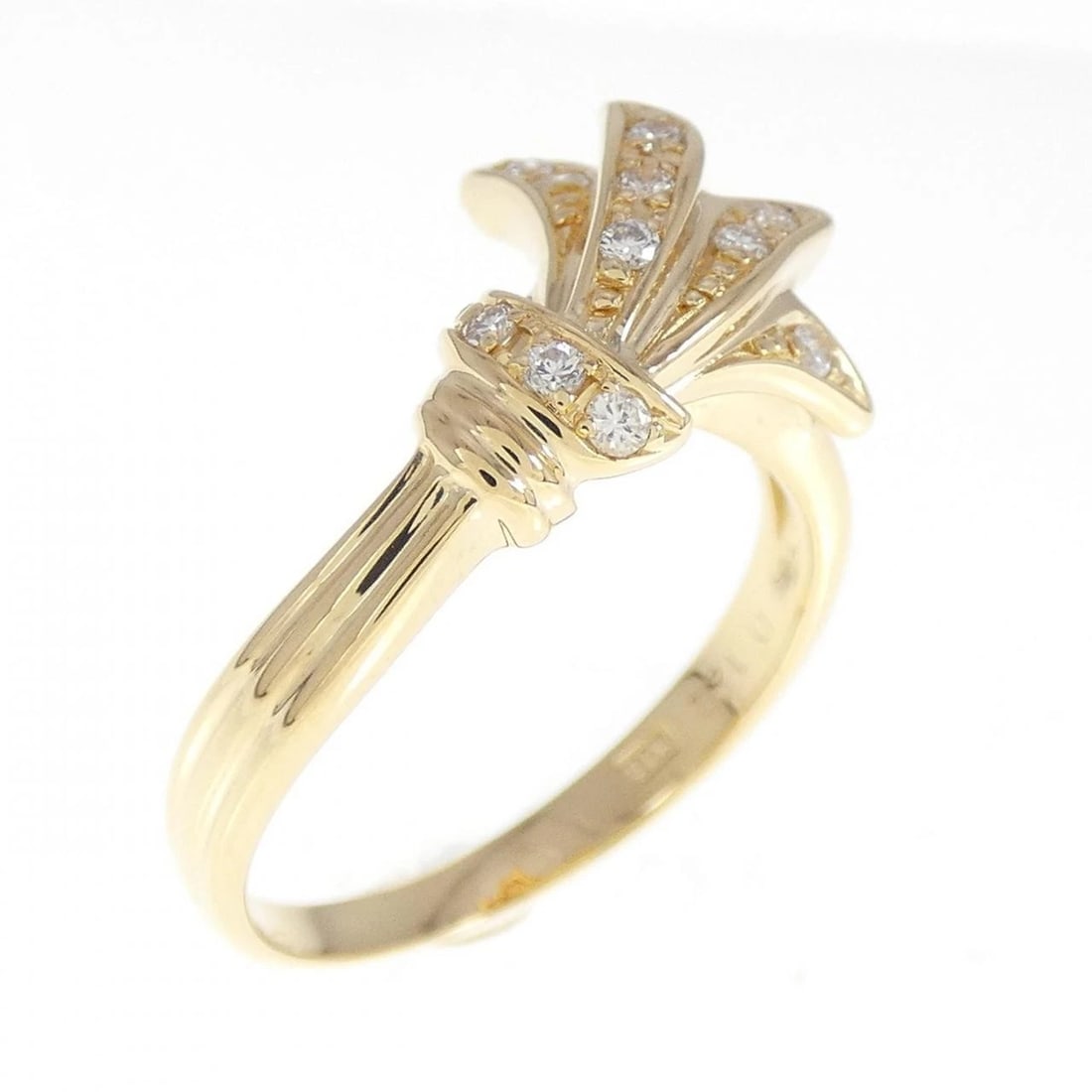 K18YG DIAMOND RING: K18YG Diamond Ring Brand: Unbranded Type: Ring Material: K18 Yellow Gold, Main Stone/Creation Natural Color: Yellow Gold Size: 5 ( US size) Accessories: None Accessories Notice: When