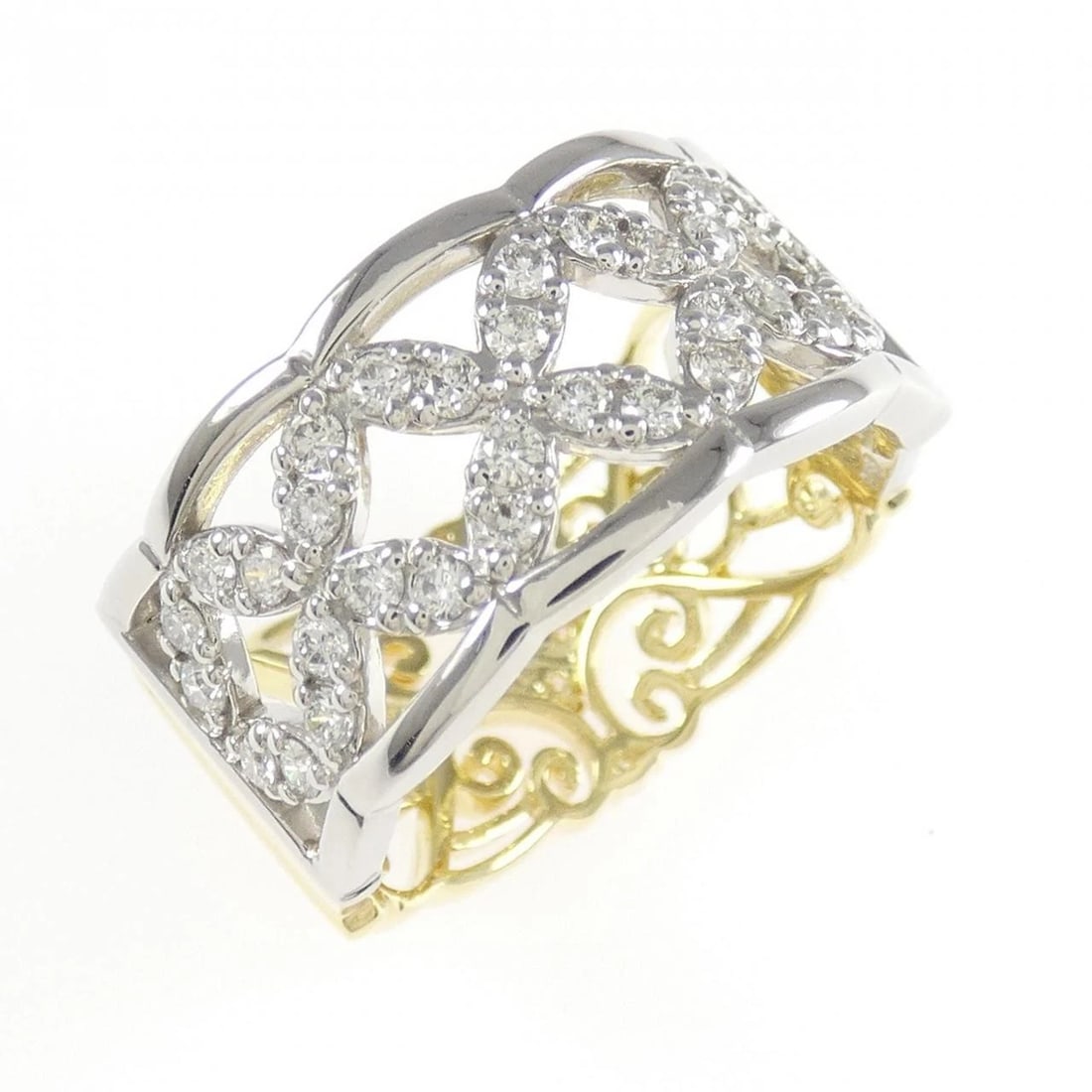 PT900 K18YG DIAMOND RING: PT900 K18YG Diamond Ring Brand: Unbranded Type: Ring Material: Platinum 900 Platinum K18 Yellow Gold, Main Stone/Creation Natural Color: YG Size: 7 US Accessories: None Accessories Notice: