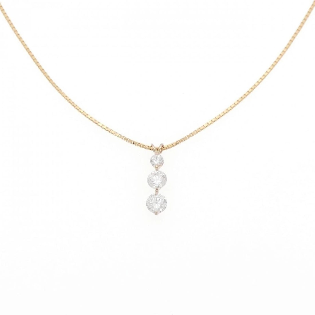 K18PG DIAMOND NECKLACE: K18PG Diamond Necklace Brand: Unbranded Type: Diamond Necklace Material: 18K Gold, Main Stone/Creation Natural Color: Yellow Gold Size: 45cm Actual Size Pendant length approx. x width approx.:
