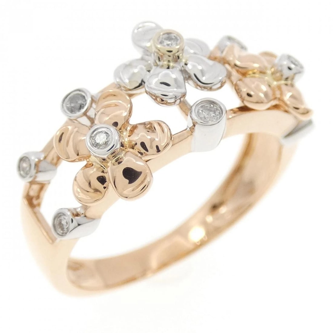 K18PG K18WG FLOWER DIAMOND RING: K18PG K18WG Flower Diamond Ring Brand: Unbranded Type: Ring Material: K18 Pink Gold K18 White Gold, Main Stone/Creation Natural Color: Pink Gold Size: 6.5 ( US size) Accessories: None