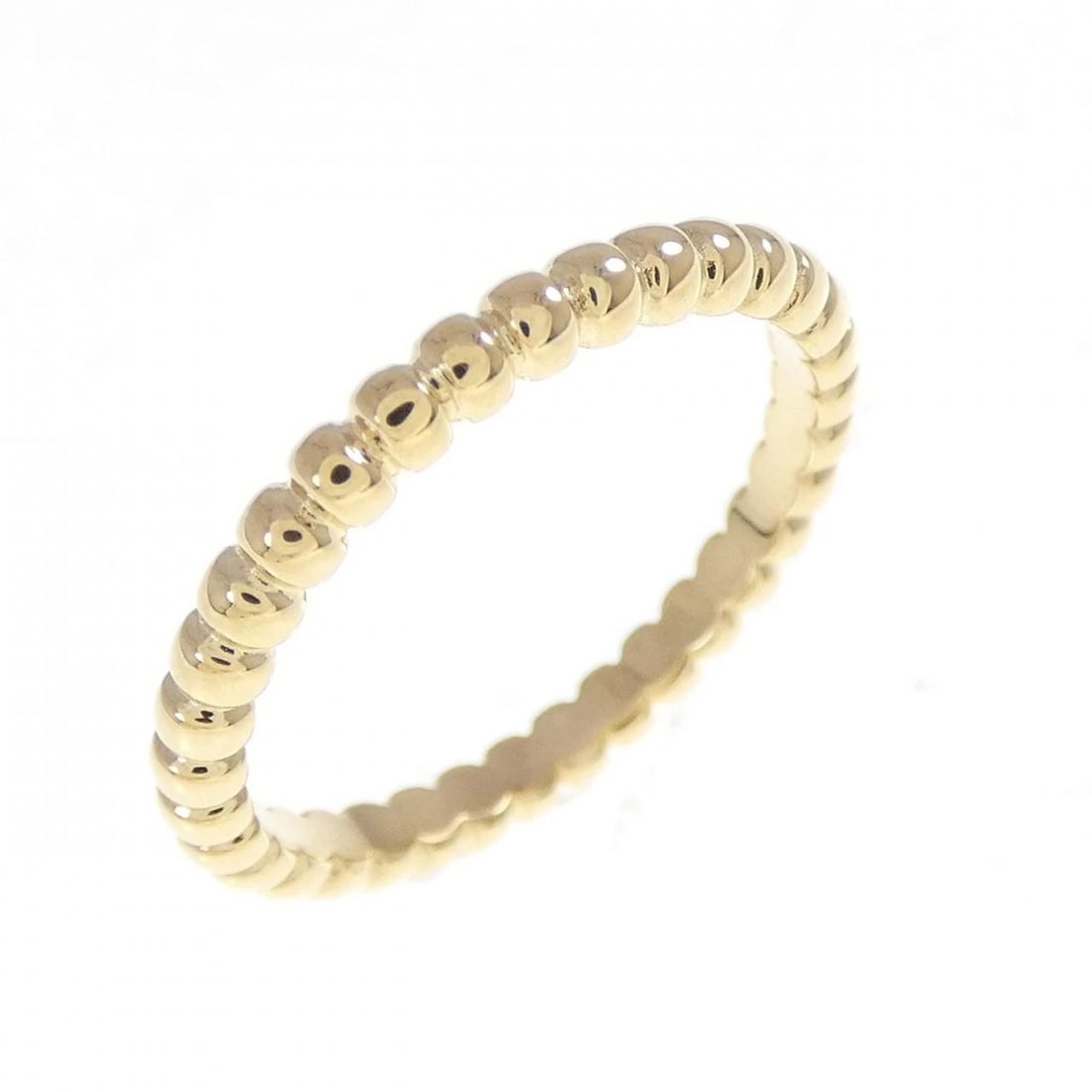 VAN CLEEF & ARPELS PERLÉE SMALL RING: Van Cleef & Arpels Perlée Small Ring Brand: Van Cleef & Arpels Type: Ring Material: 18K, Color: Gold Size: US 4.5 Accessories: None Accessories Notice: When purchasing pre-owned goods, ple
