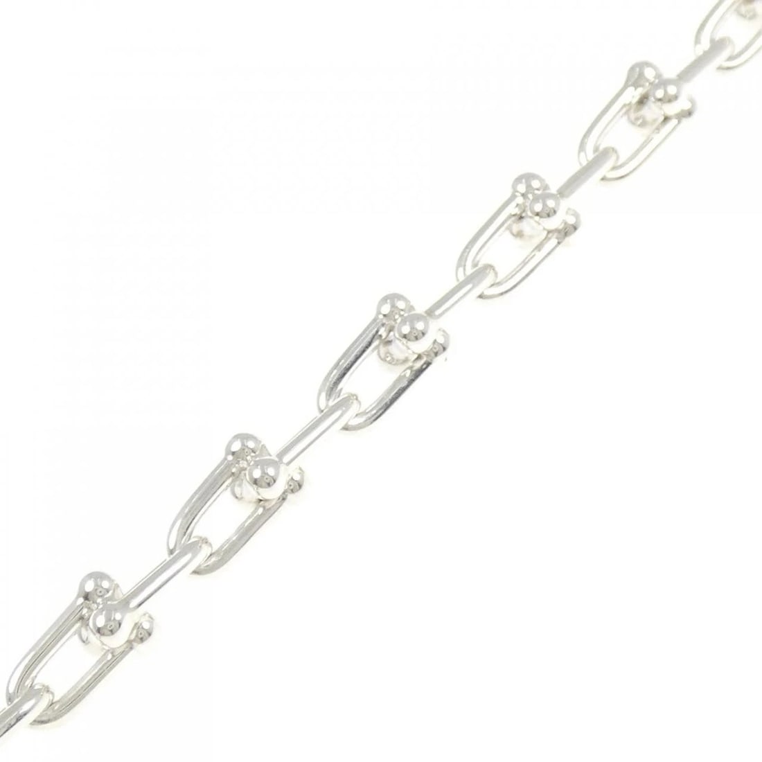 TIFFANY & CO. SMALL LINK BRACELET: TIFFANY & Co. Small Link Bracelet Brand: TIFFANY&Co. Type: bracelet Material: 925Silver, Color: White Size: 17cmActual Size Max width approx: 6.8mm Accessories: None Accessories Notice: Wh
