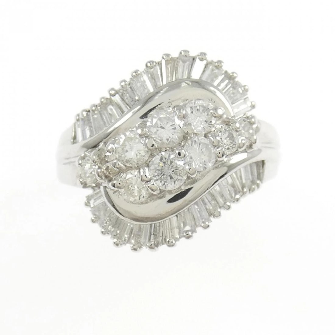 PT900 DIAMOND RING - 2