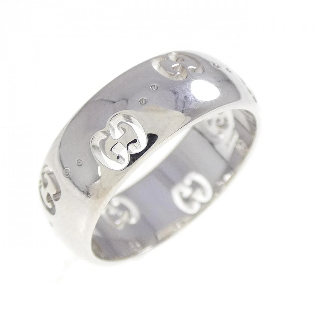 GUCCI ICON RING: Gucci Icon Ring Brand: GUCCI Type: Ring Material: 750 White Gold, Color: White Size: 4-4.5 (US size) Accessories: None Accessories Notice: When purchasing pre-owned goods, please refer to the