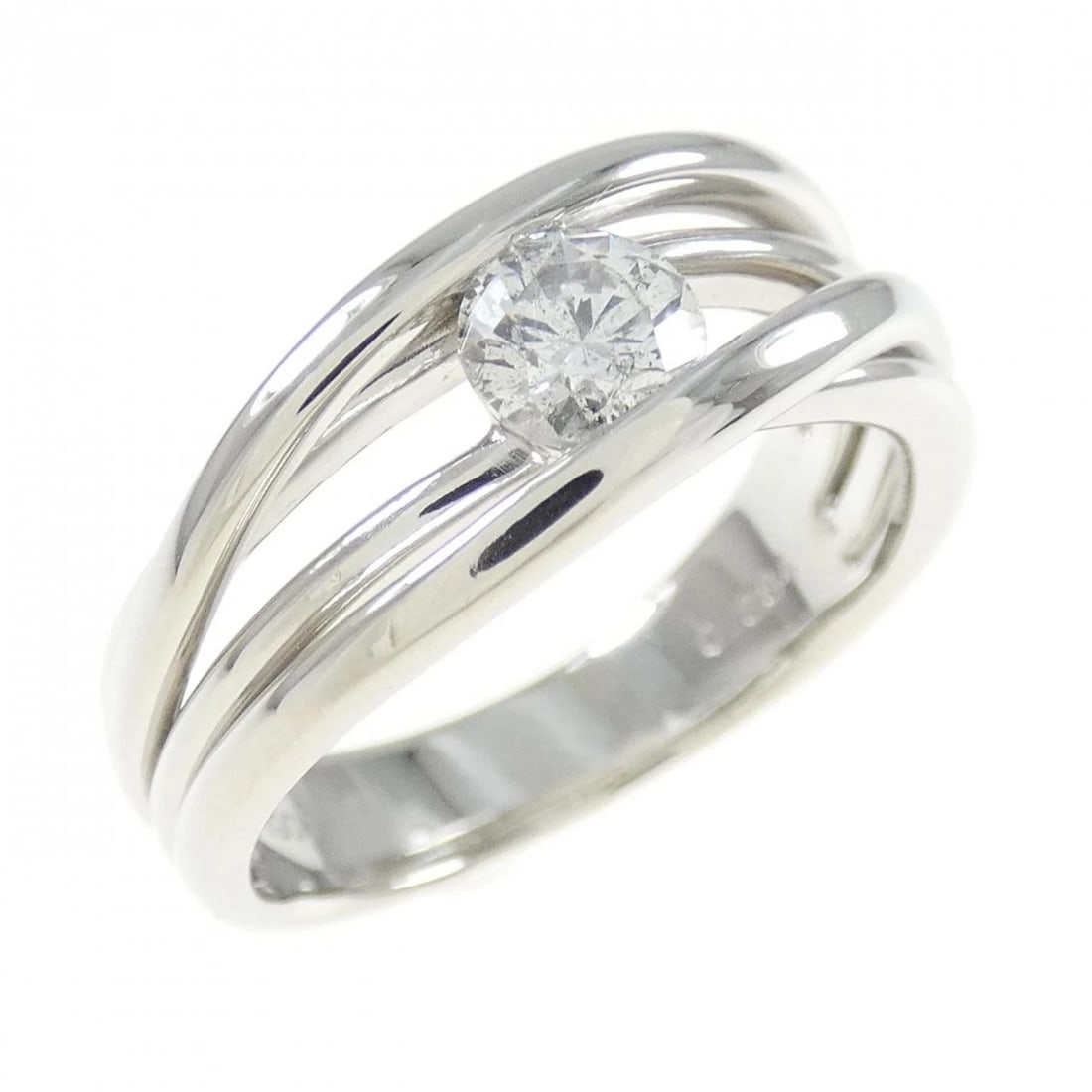 PT900 DIAMOND RING: PT900 Diamond Ring Brand: Unbranded Type: Ring Material: Platinum 900 Platinum, Main Stone/Creation Natural Color: Silver Size: 5-5.5 ( US size) Accessories: None Accessories Notice: When
