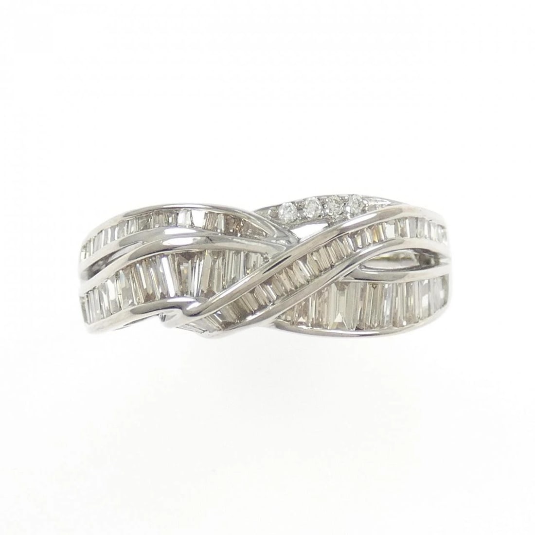 K18WG DIAMOND RING - 3