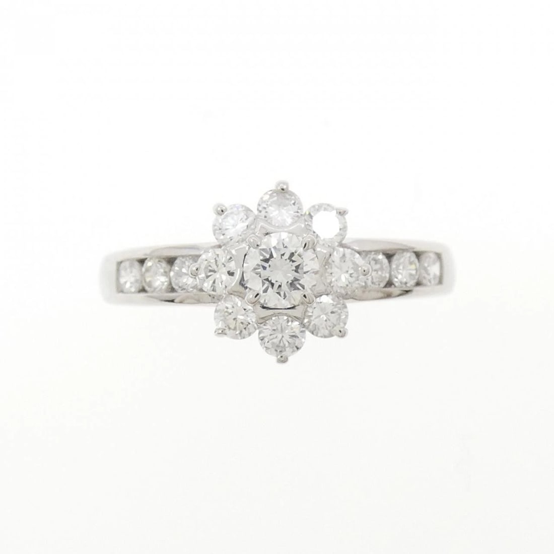 PT900 FLOWER DIAMOND RING - 2