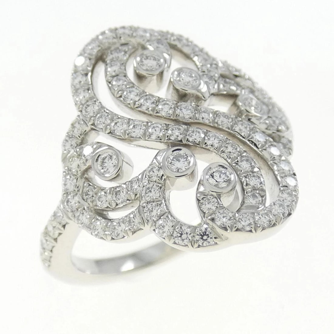 TIFFANY ENCHANT DOUBLE HEART RING: Tiffany Enchant Double Heart Ring Brand: Tiffany Type: Ring Material: Platinum, Main Stone/Creation Natural Color: Platinum Size: 4.5-5 US Accessories: None Accessories Notice: When