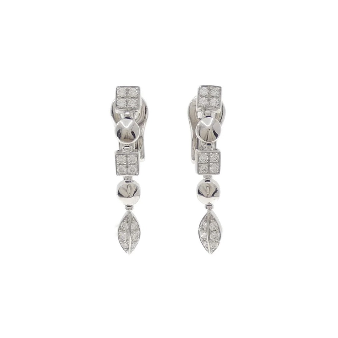 BVLGARI LUCIA EARRINGS: Bvlgari Lucia Earrings Brand: BVLGARI Type: Earrings Material: 750 White Gold, Main Stone/Creation Natural Color: White Gold Size: ActualSize HxW: 32.2mmx4.5mm Accessories: None Accessories