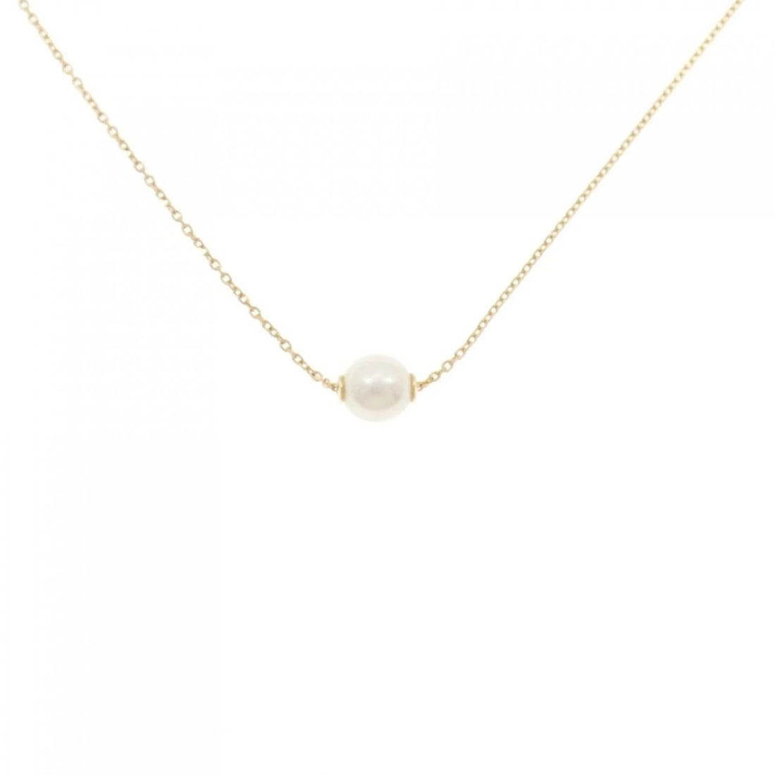 TASAKI AKOYA PEARL NECKLACE: TASAKI Akoya Pearl Necklace Brand: TASAKI Type: Necklace Material: 750 Yellow Gold, Main Stone/Creation Akoya Pearl Color: Yellow Gold Size: ActualSize Pendant top H x W: 6.1mmx6.9mm Chain
