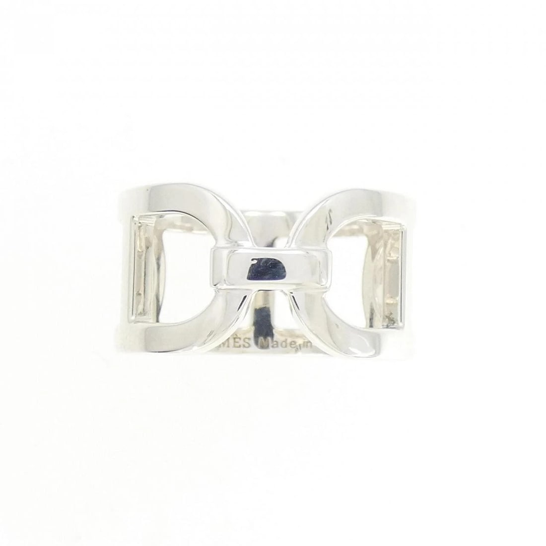 HERMES EVER CHAINE D'ANCRE RING: HERMES Ever Chaine d'Ancre Ring Brand: HERMES Type: Ring Material: 925 Silver, Color: Silver Size: 6.5-7 US Accessories: None Accessories Notice: When purchasing pre-owned goods, please refer