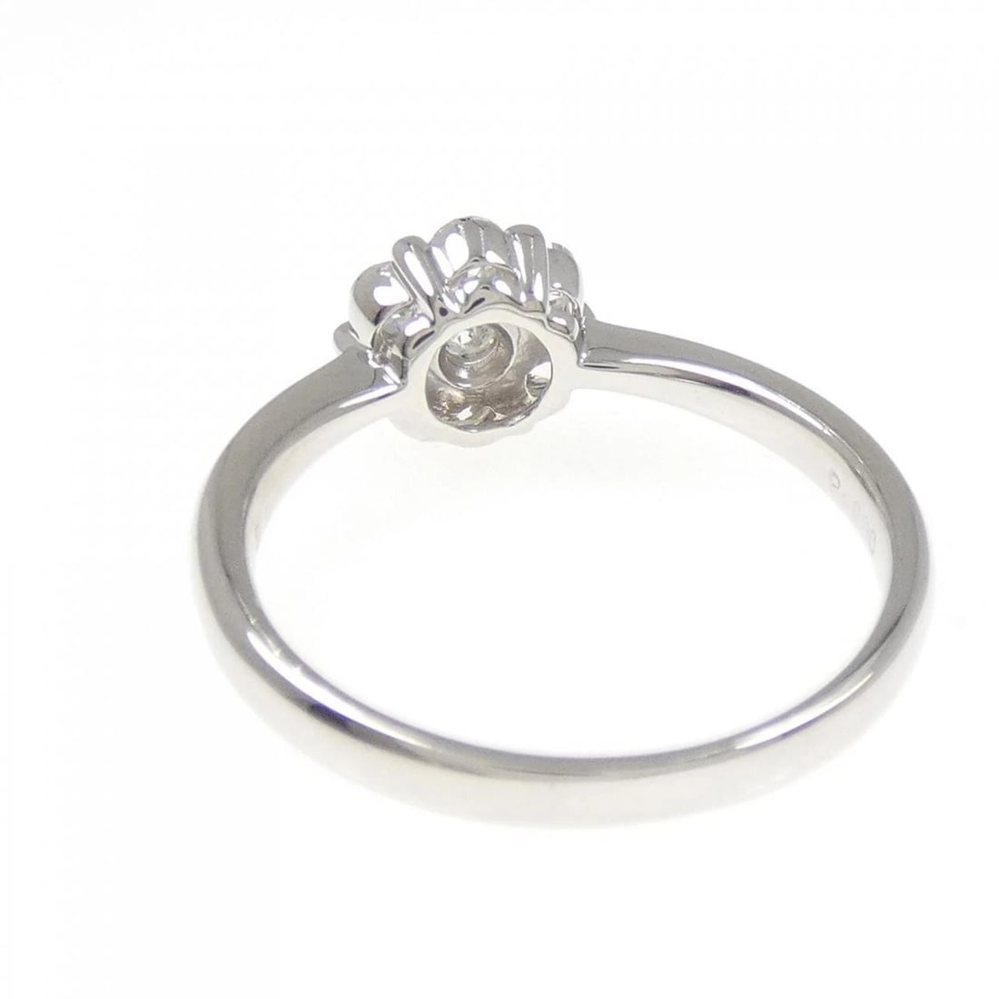 PT900 FLOWER DIAMOND RING - 3
