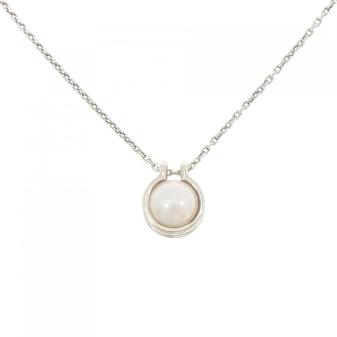TIFFANY HARDWARE NECKLACE: Tiffany Hardware Necklace Brand: Tiffany Type: Necklace Material: 925 Silver, Main Stone/Creation Freshwater Pearl Color: Silver Size: ActualSize Pendant top H x W: 14.2mmx11.5mm Chain Max. W: