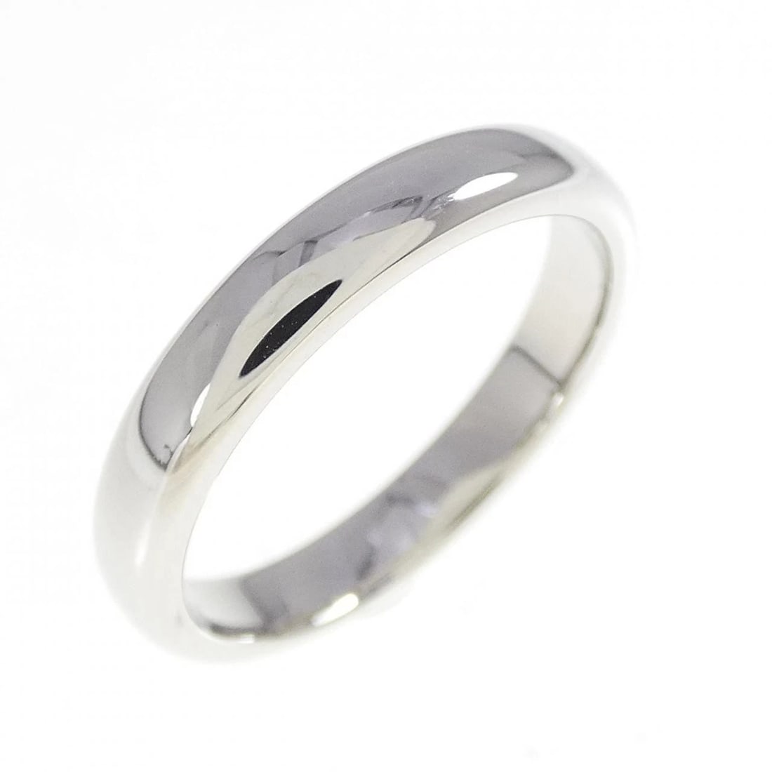 TIFFANY FOREVER WEDDING BAND RING: Tiffany Forever Wedding Band Ring Brand: Tiffany Type: Ring Material: Platinum 950, Color: White Size: 4-4.5 (US size) Accessories: None Accessories Notice: When purchasing pre-owned goods,