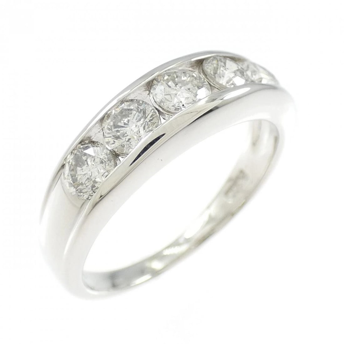 PT900 DIAMOND RING: PT900 Diamond Ring Brand: Unbranded Type: Ring Material: Platinum 900 Platinum, Main Stone/Creation natural Color: White Gold Size: 7.5-8 US Accessories: None Accessories Notice: When purc
