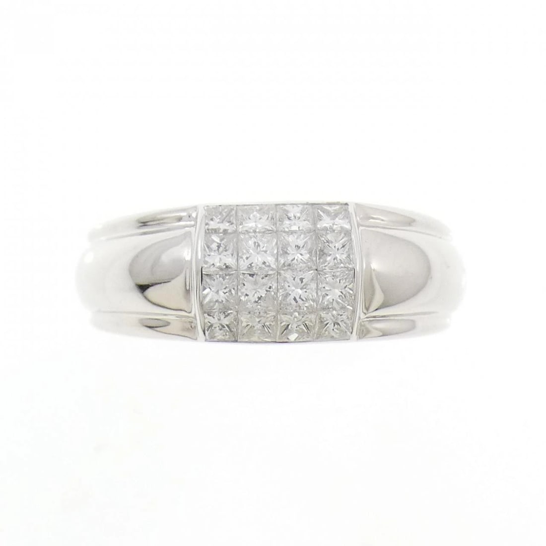 K18WG DIAMOND RING: K18WG Diamond Ring Brand: Unbranded Type: Ring Material: K18 White Gold, Main Stone/Creation Natural Color: WG Size: 6.5 US Accessories: None Accessories Notice: When purchasing pre-owned