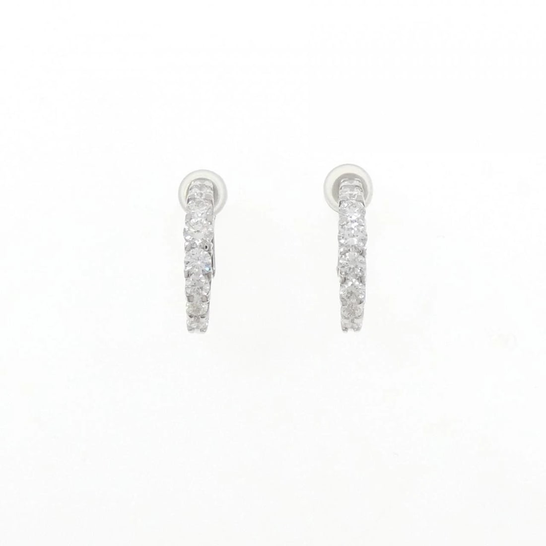 PT900 K18WG DIAMOND EARRINGS: PT900 K18WG Diamond Earrings Brand: Unbranded Type: Earrings Material: Platinum 900 Platinum K18 White Gold, Main Stone/Creation Natural Color: WG Size: ActualSize HxW: 16.3mmx3.1mm 