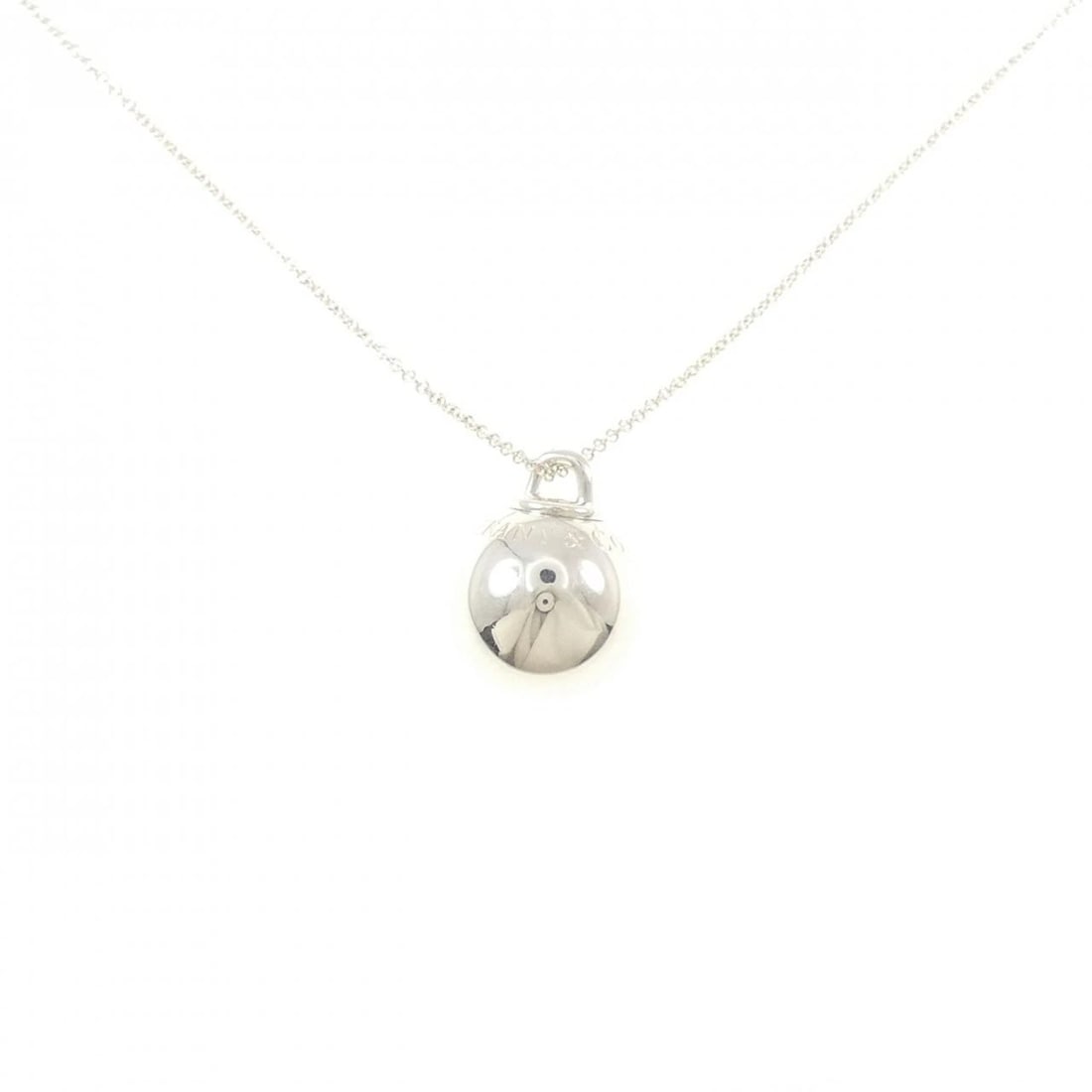 TIFFANY BALL NECKLACE: Tiffany Ball Necklace Brand: Tiffany Type: Necklace Material: 925 Silver, Color: Silver Size: ActualSize Pendant top H x W: 23.8mmx18.8mm Chain Max. W: 1.5mm Accessories: None Accessories