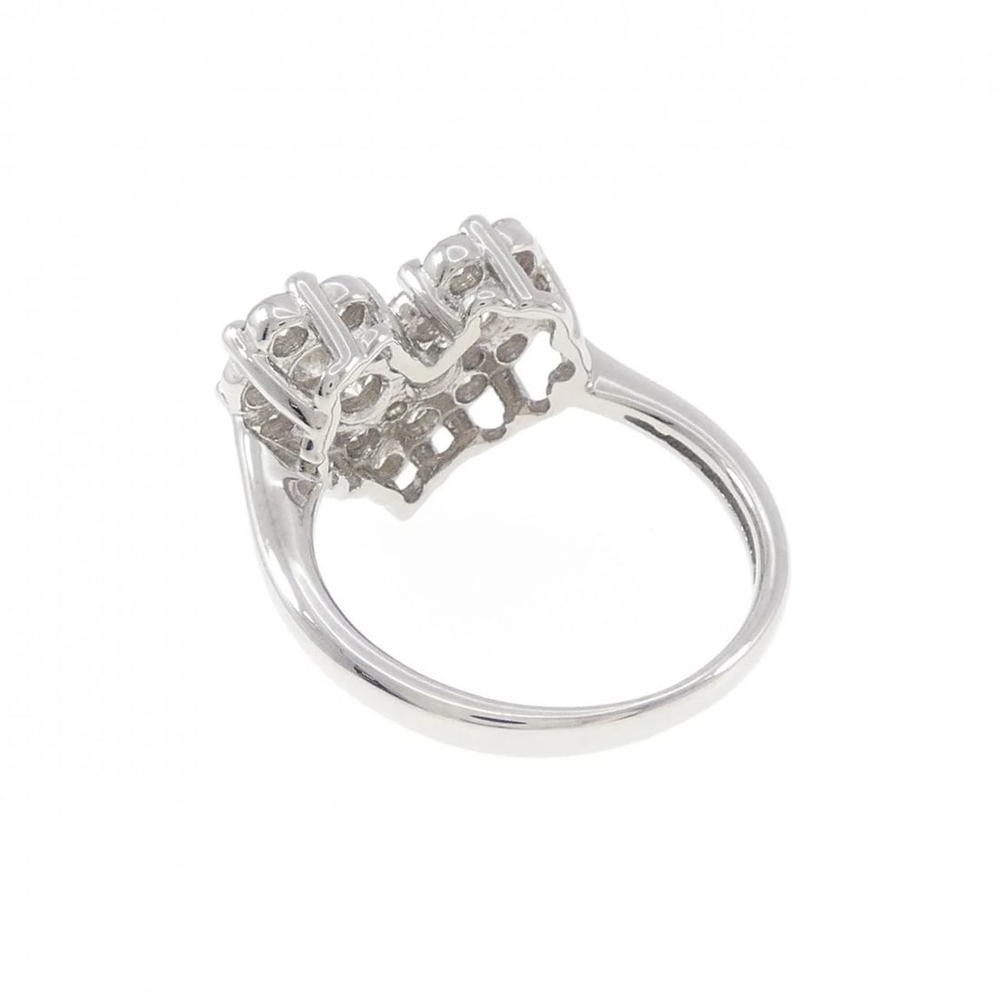K18WG HEART DIAMOND RING - 3