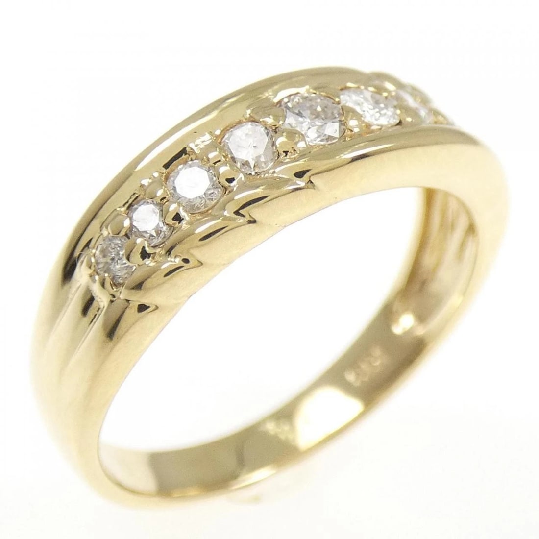 K18YG DIAMOND RING: K18YG Diamond Ring Brand: Unbranded Type: Ring Material: K18 Yellow Gold, Main Stone/Creation Natural Color: Yellow Gold Size: 5.5-6 US Accessories: None Accessories Notice: When purchasin