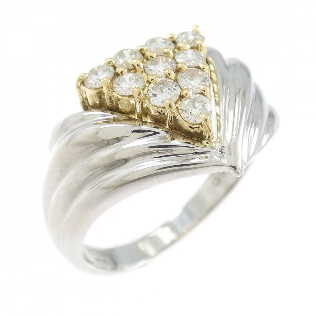 PT900 K18YG DIAMOND RING: PT900 K18YG Diamond Ring Brand: Unbranded Type: Ring Material: Platinum 900 Platinum K18 Yellow Gold, Main Stone/Creation Natural Color: White Gold Size: 7.5-8 US Accessories: None