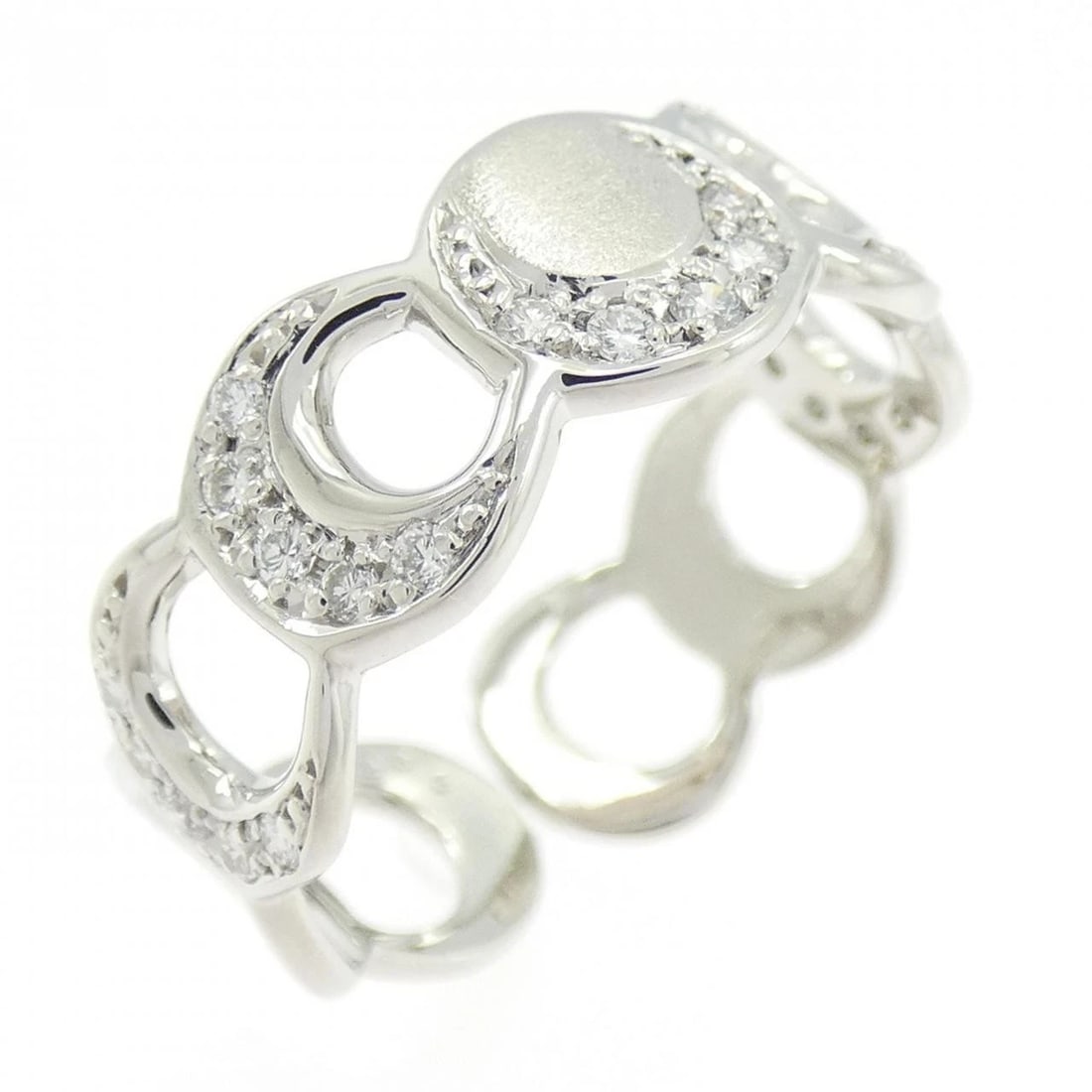 PT900 DIAMOND RING: PT900 Diamond Ring Brand: Unbranded Type: Ring Material: Platinum 900 Platinum, Main Stone/Creation Natural Color: None Size: 8 US Accessories: None Accessories Notice: When purchasing