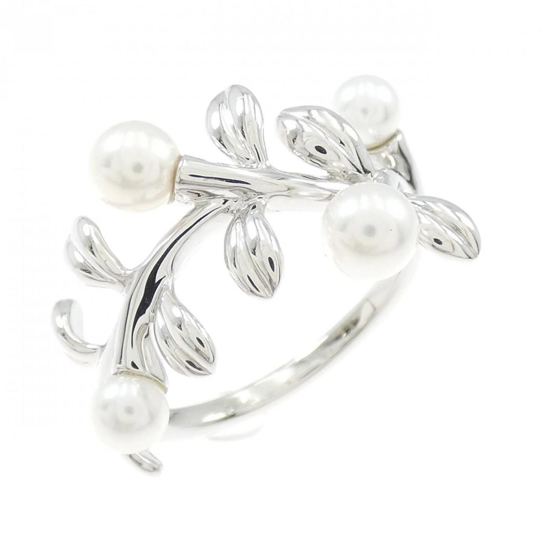 MIKIMOTO AKOYA PEARL RING: MIKIMOTO Akoya Pearl Ring Brand: MIKIMOTO Type: Ring Material: K18 White Gold, Main Stone/Creation Akoya Pearl Color: White Gold Size: 7.5-8 US Accessories: None Accessories Notice: When