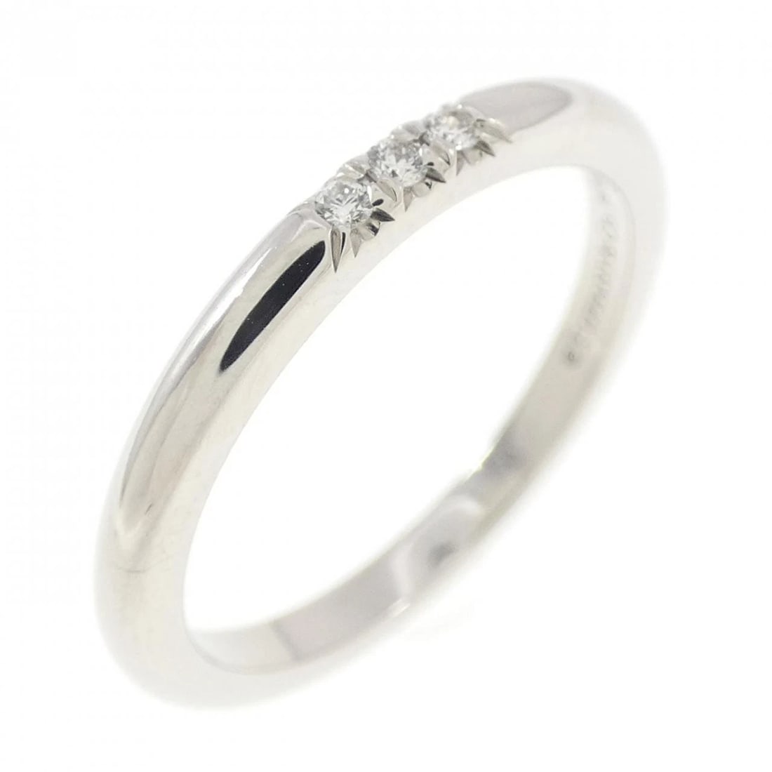 TIFFANY & CO. BAND RING: Tiffany & Co. band Ring Brand: Tiffany Type: Ring Material: Platinum 950, Main Stone/Creation Natural Color: White Size: 4.5-5 (US size) Accessories: None Accessories Notice: When purchasi