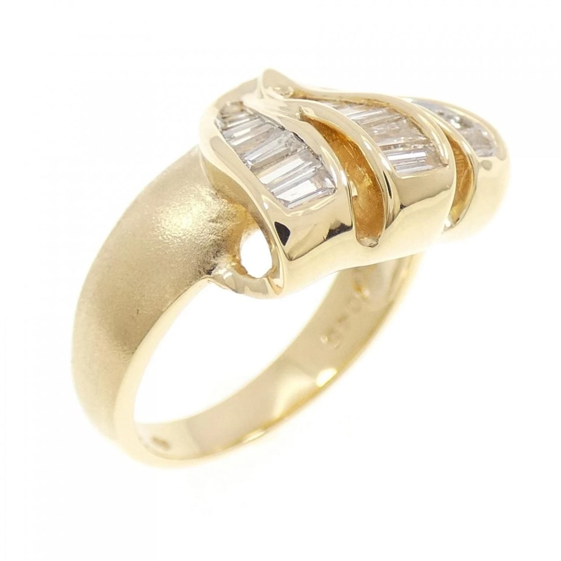 K18YG DIAMOND RING: K18YG Diamond Ring Brand: Unbranded Type: Ring Material: K18 Yellow Gold, Main Stone/Creation natural Color: Yellow Gold Size: 6 US Accessories: None Accessories Notice: When purchasing pr