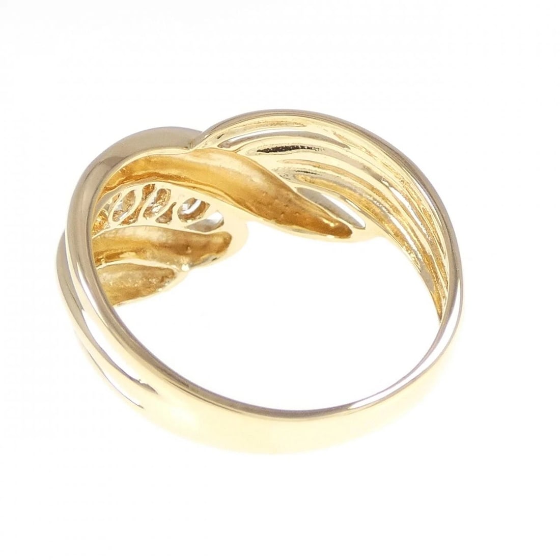 K18YG DIAMOND RING: K18YG Diamond Ring Brand: Unbranded Type: Ring Material: K18 Yellow Gold, Main Stone/Creation Natural Color: Yellow Gold Size: 6 ( US size) Accessories: None Accessories Notice: When