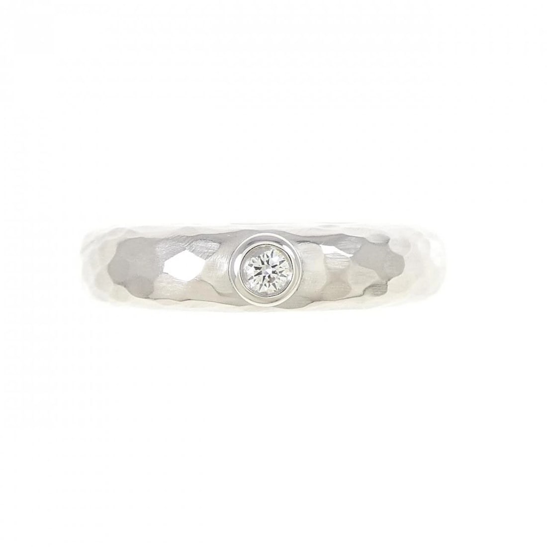 TIFFANY HAMMERED RING: Tiffany Hammered Ring Brand: Tiffany Type: Ring Material: 750 White Gold, Main Stone/Creation Natural Color: White Size: 4.5-5 (US size) Accessories: None Accessories Notice: When purchasing