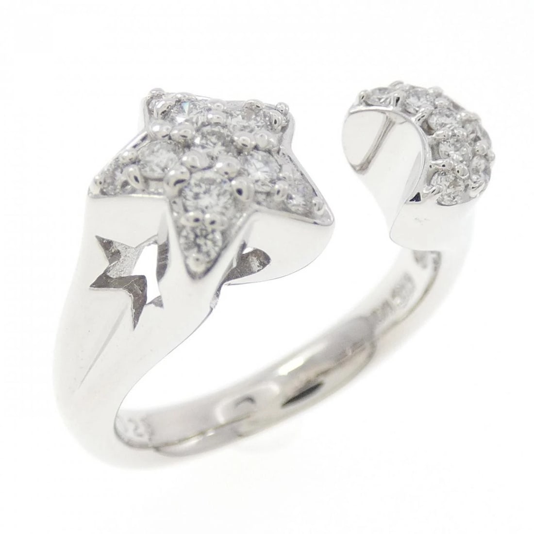 PONTE VECCHIO STAR MOON RING: Ponte Vecchio Star Moon Ring Brand: Ponte Vecchio Type: Ring Material: K18 White Gold, Main Stone/Creation Natural Color: White Gold Size: 3.5 (US size) Accessories: None Accessories Notice: