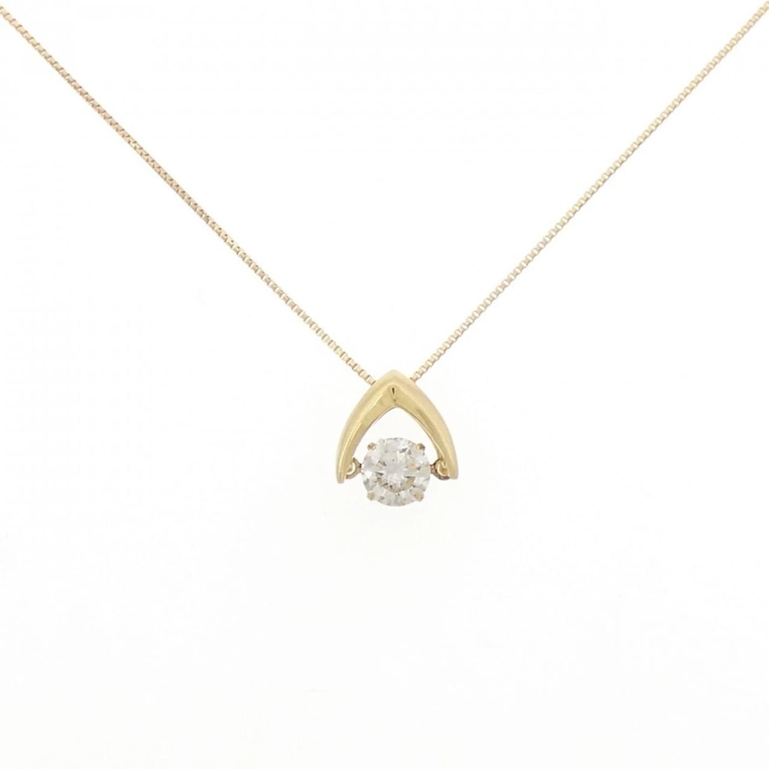 K18YG DIAMOND NECKLACE: K18YG Diamond Necklace Brand: Unbranded Type: Necklace Material: K18 Yellow Gold, Main Stone/Creation Natural Color: Yellow Gold Size: 45cmActualSize Pendant top H x W: 9.1mmx8.3mm Chain Max.