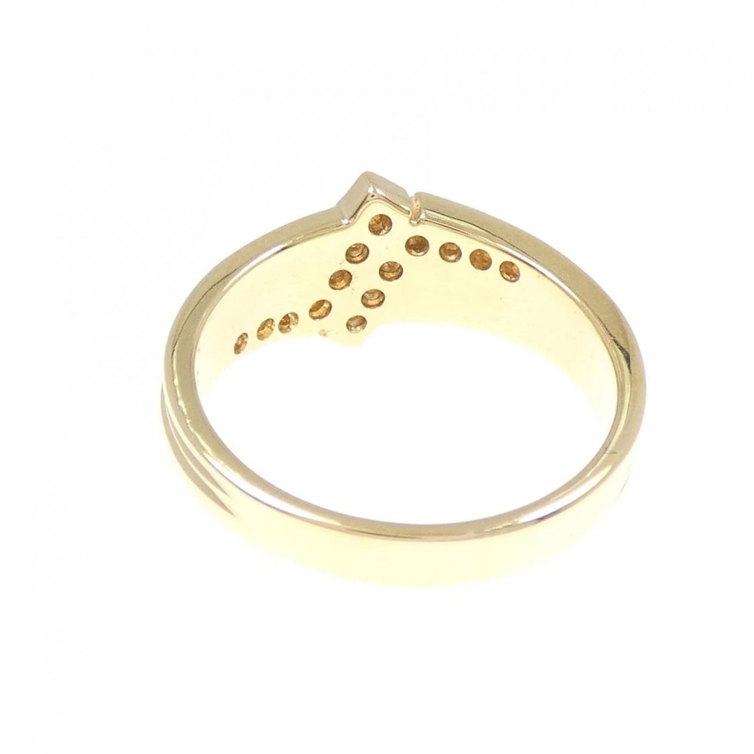 K18YG DIAMOND RING: K18YG Diamond Ring Brand: Unbranded Type: Ring Material: K18 Yellow Gold, Main Stone/Creation Natural Color: Yellow Gold Size: 5.5 -6 ( US size) Accessories: None Accessories Notice: When